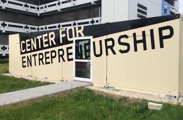 Startup Centre for Entrepreneurship Container Hochschule Reutlingen 